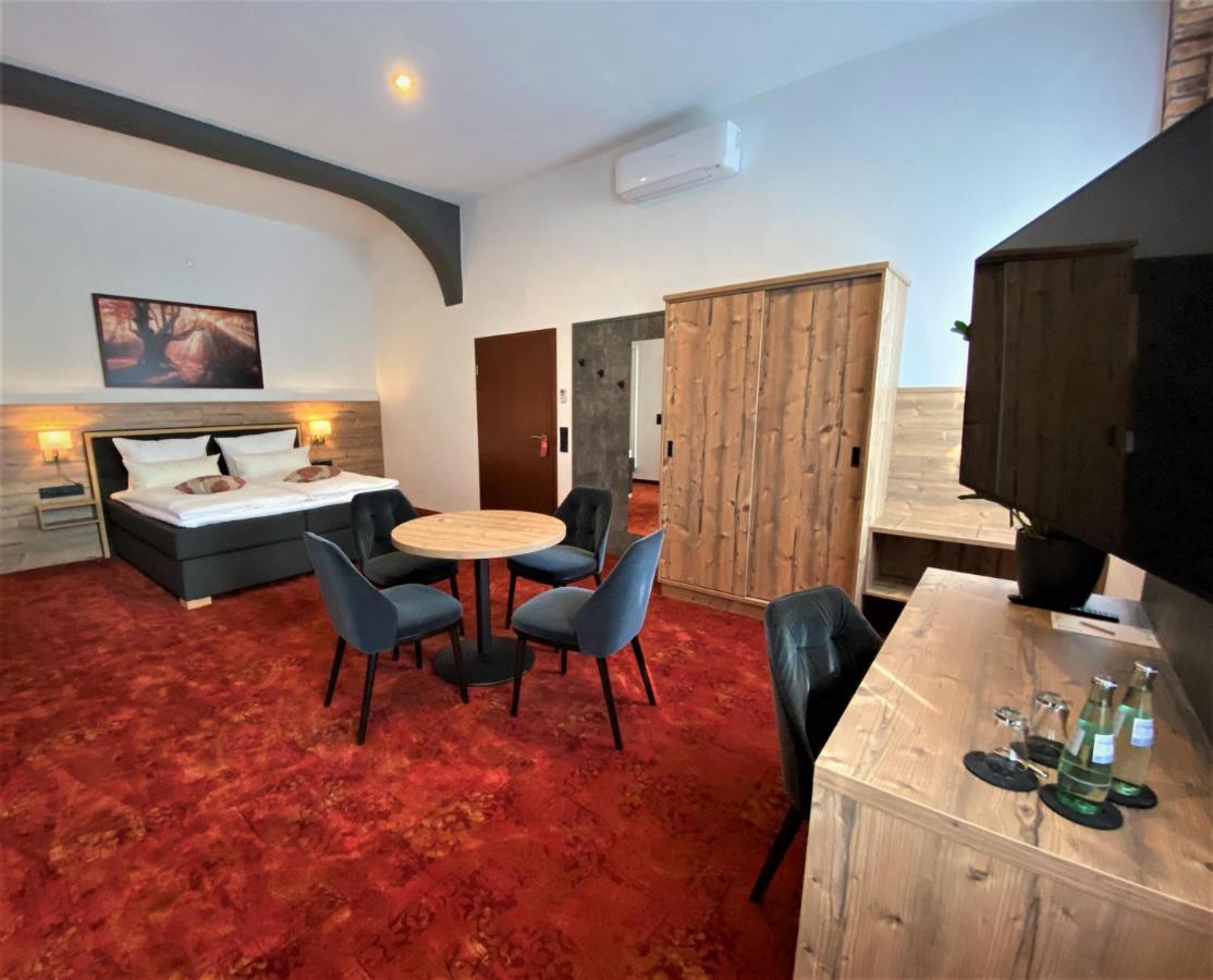 Hotel Friedchen Mit Eigener Fleischerei Artern エクステリア 写真