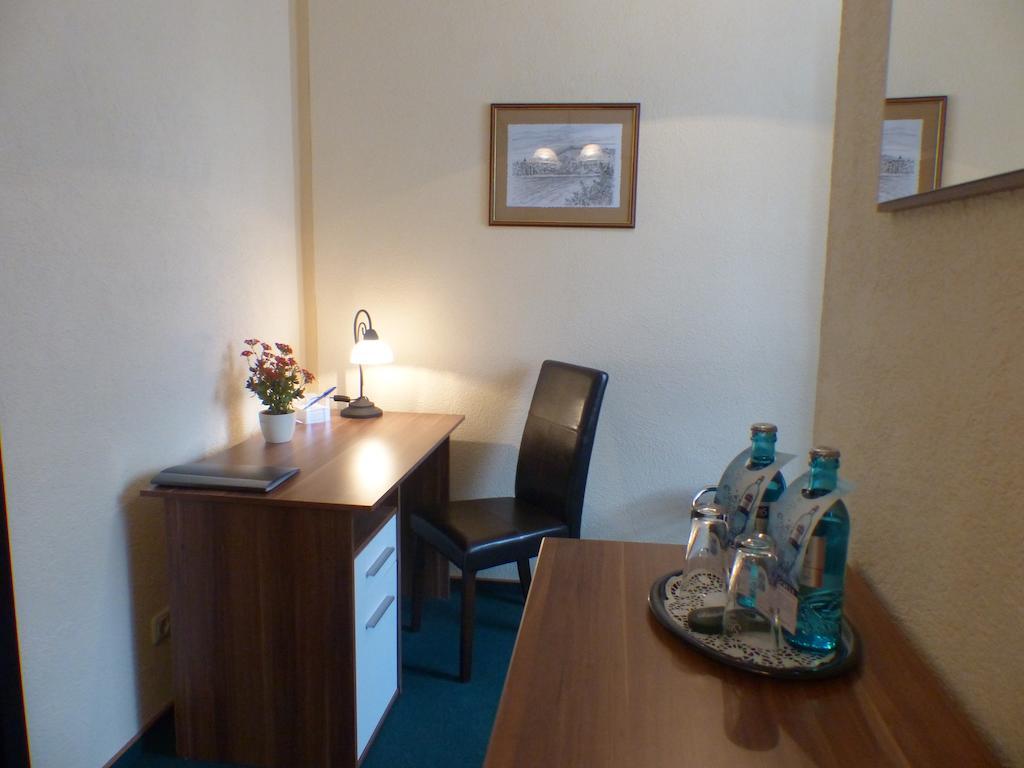 Hotel Friedchen Mit Eigener Fleischerei Artern 部屋 写真
