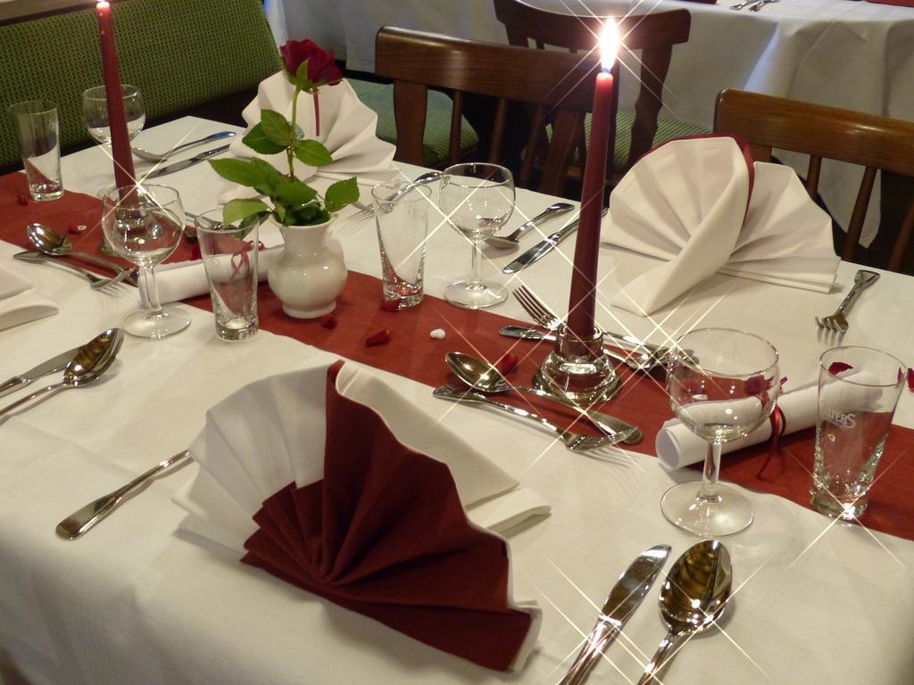 Hotel Friedchen Mit Eigener Fleischerei Artern エクステリア 写真