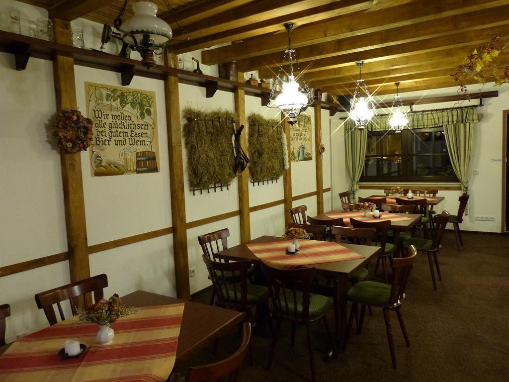 Hotel Friedchen Mit Eigener Fleischerei Artern エクステリア 写真