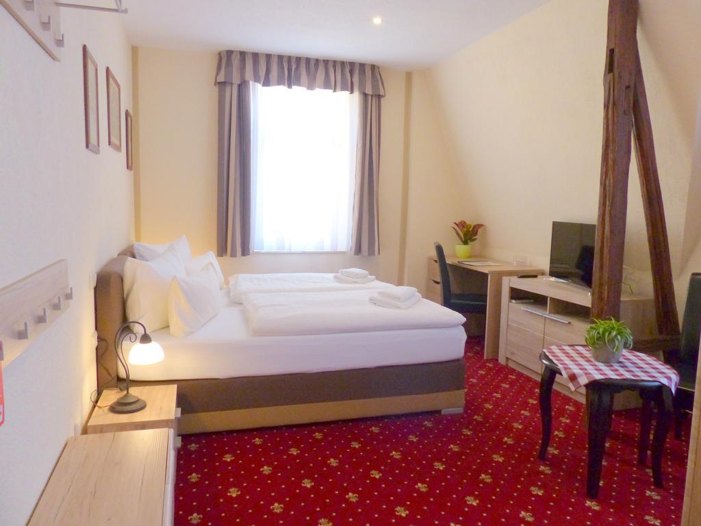 Hotel Friedchen Mit Eigener Fleischerei Artern エクステリア 写真