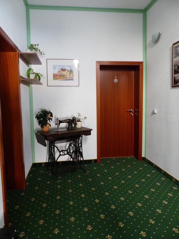 Hotel Friedchen Mit Eigener Fleischerei Artern エクステリア 写真