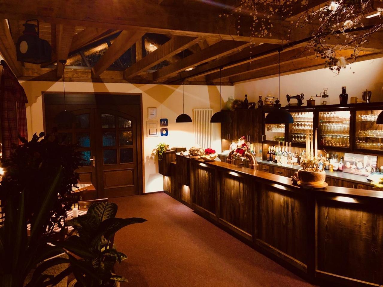 Hotel Friedchen Mit Eigener Fleischerei Artern エクステリア 写真